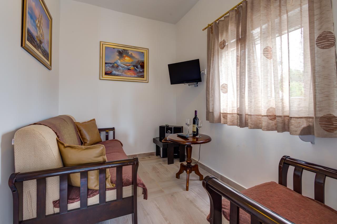 Sea Oasis Apartments - Milosevic كوتور المظهر الخارجي الصورة