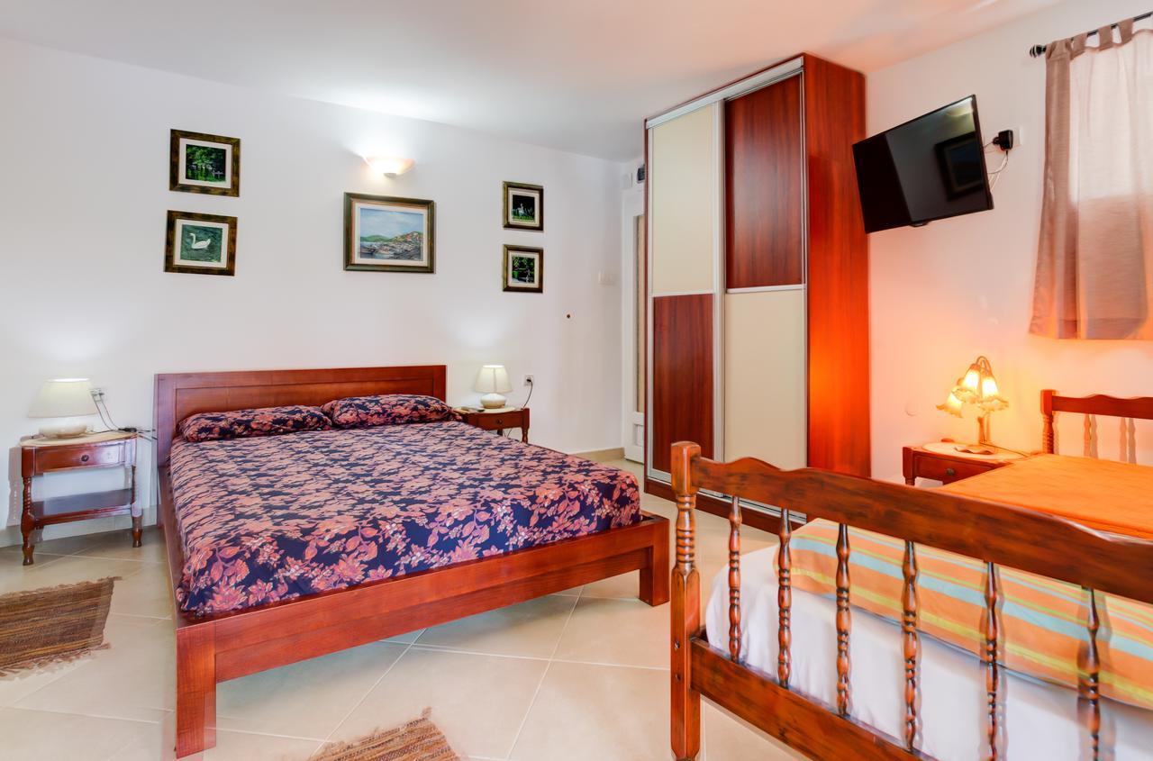 Sea Oasis Apartments - Milosevic كوتور المظهر الخارجي الصورة
