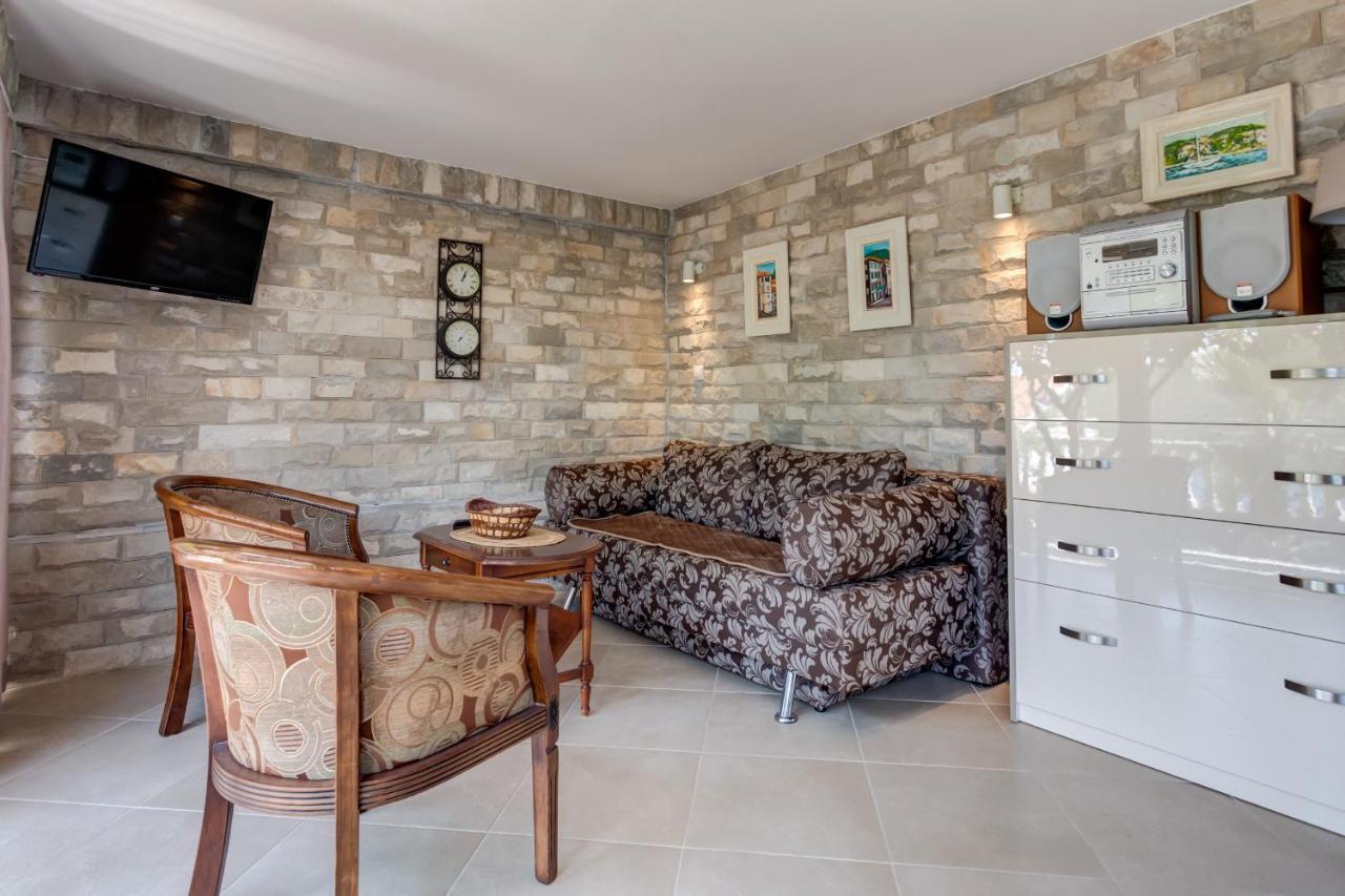 Sea Oasis Apartments - Milosevic كوتور المظهر الخارجي الصورة
